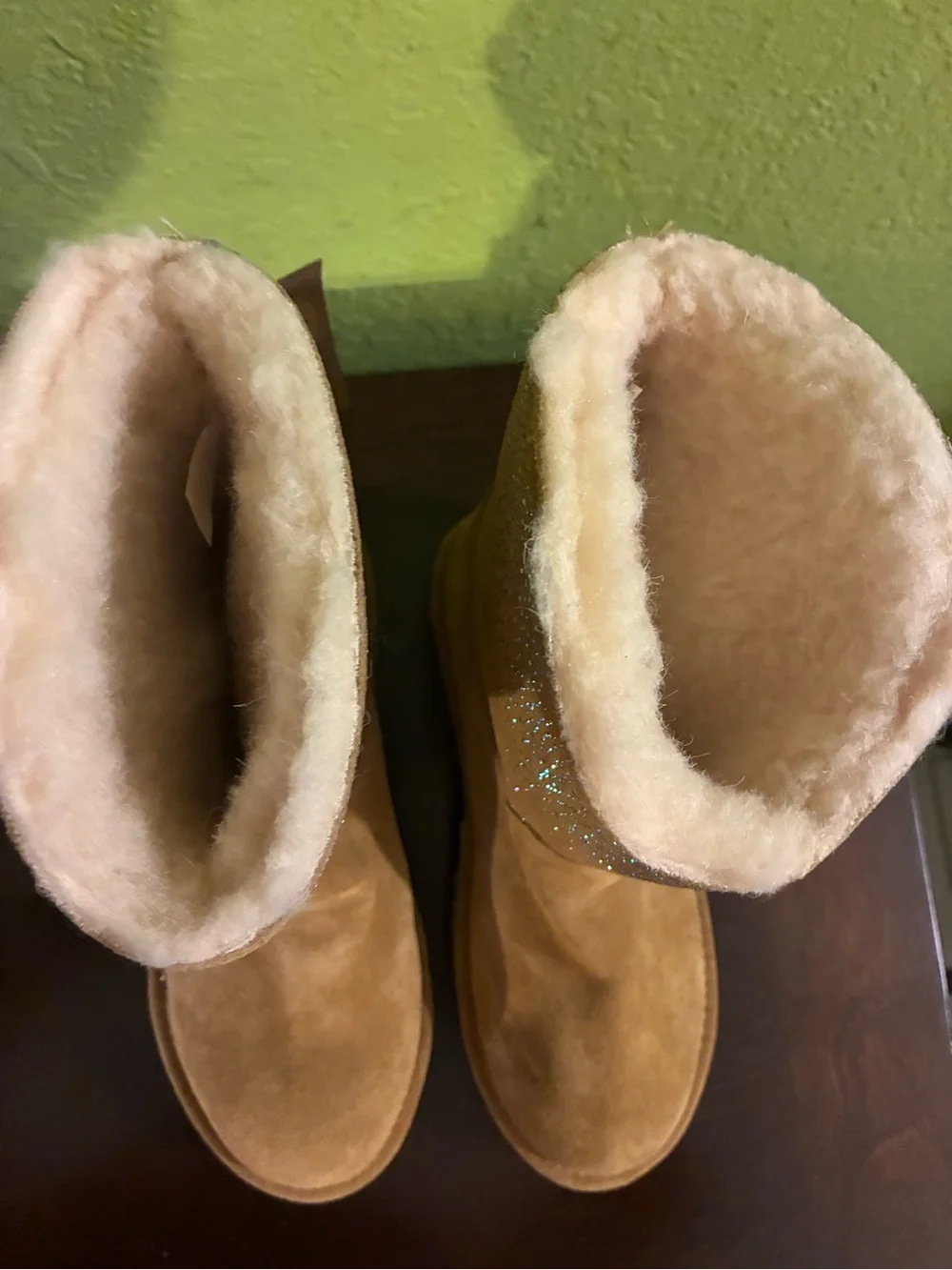 BearPaw Tan Suede Mid-Calf Boot with Sparkle Studs size 7 BNWT